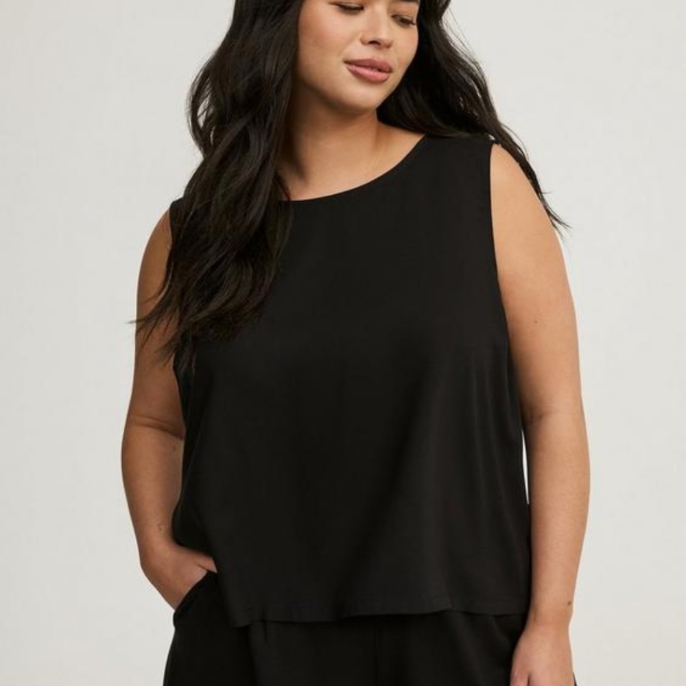 Challis Crop Shell Top